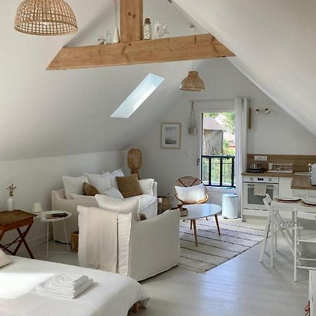 Studio Cosy Avec Coin Jardin Lancieux Exterior foto